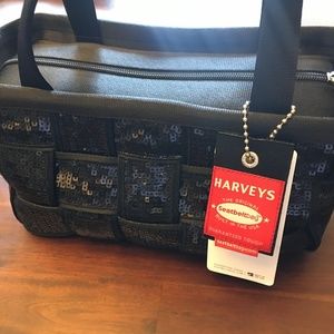 LIMITED EDITION HARVEYS Boxy Tote
